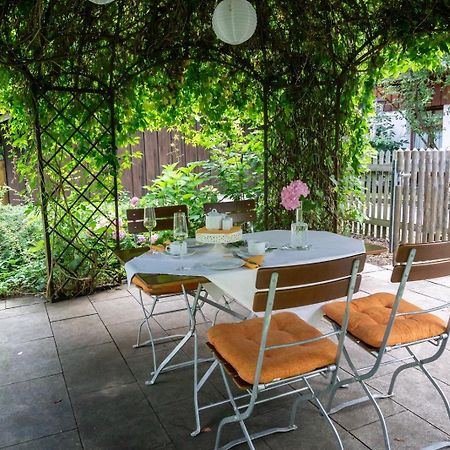 Hotel Schrenkhof Unterhaching Bagian luar foto